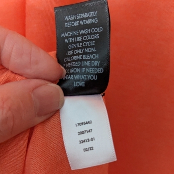 Torrid everyday tee coral size 4X NWT - Picture 8 of 8